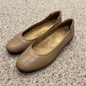 Naturalizer Flexy Nude Slip on Ballet Flats Sz 9 Classic Casual Comfort